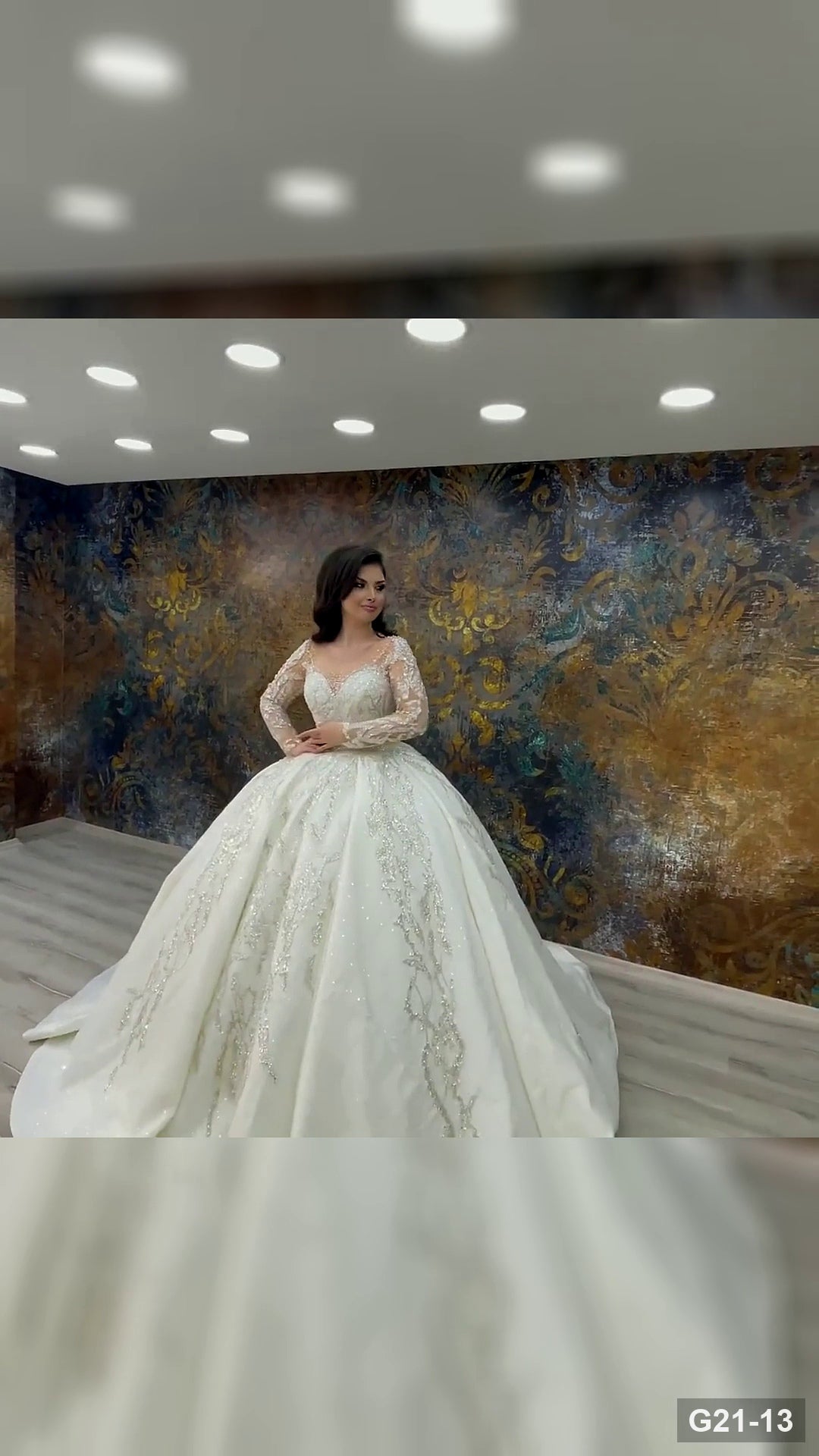 G21-013 عاجي فستان منفوش فستان زفاف Main Clean Frame