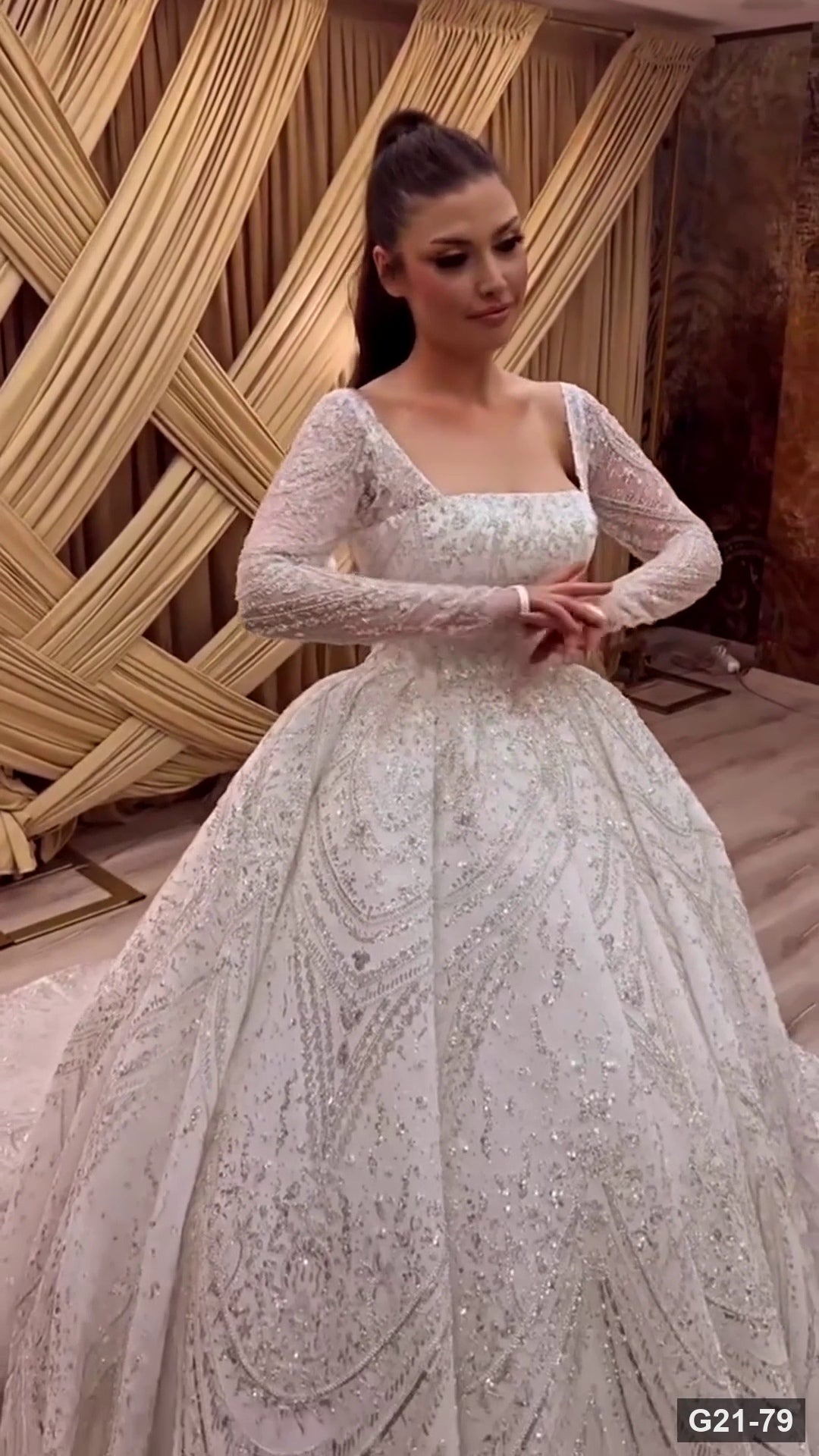 G21-079 عاجي فستان منفوش فستان زفاف Main Clean Frame