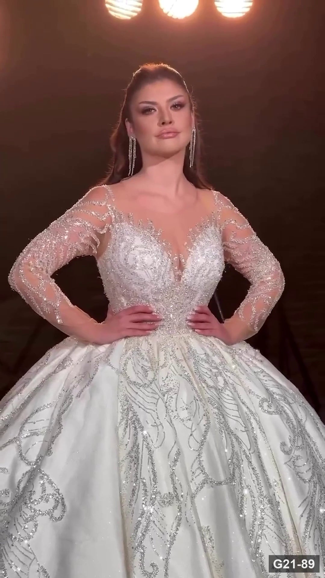 G21-089 عاجي فستان منفوش فستان زفاف Main Clean Frame