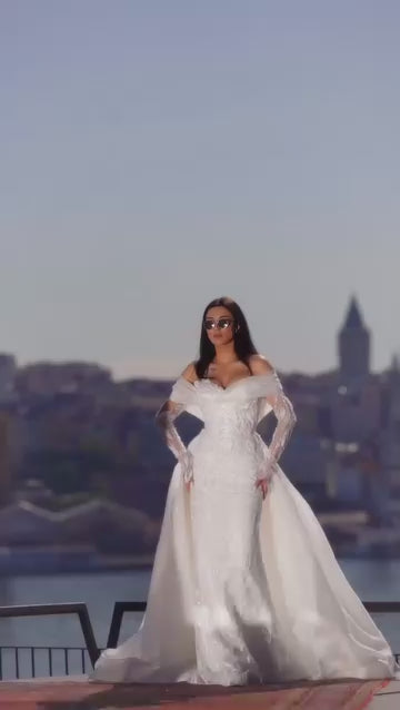 G21-046A - فستان زفاف عاجي أنيق منفوش